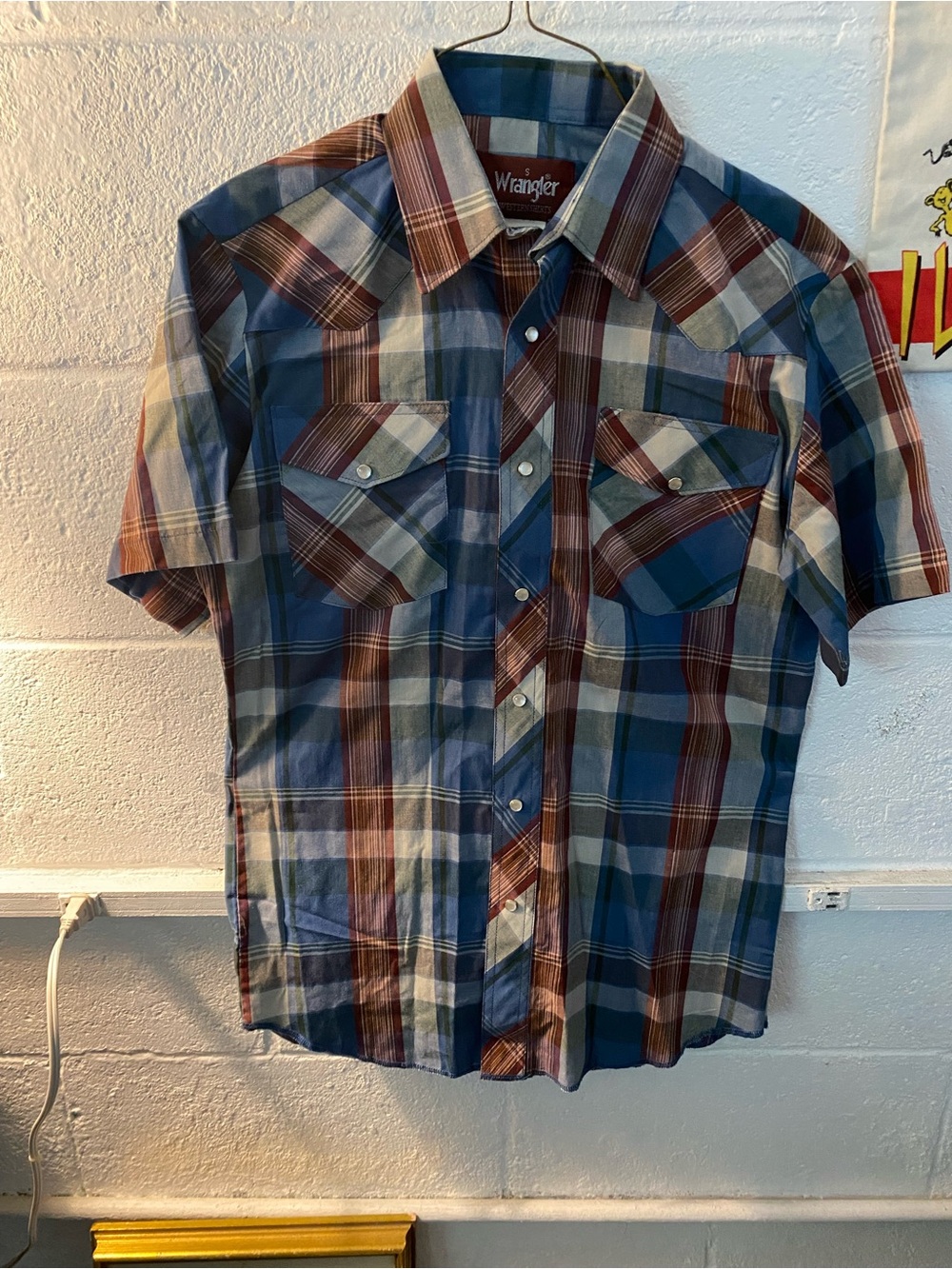 Vintage Wrangler Short Sleeve Plaid Button-Up Shirt - Blue & Brown